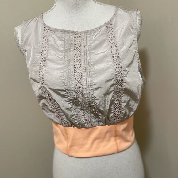 NWOT Free People Oh Hey Appliqué crop top size S - Picture 4 of 10